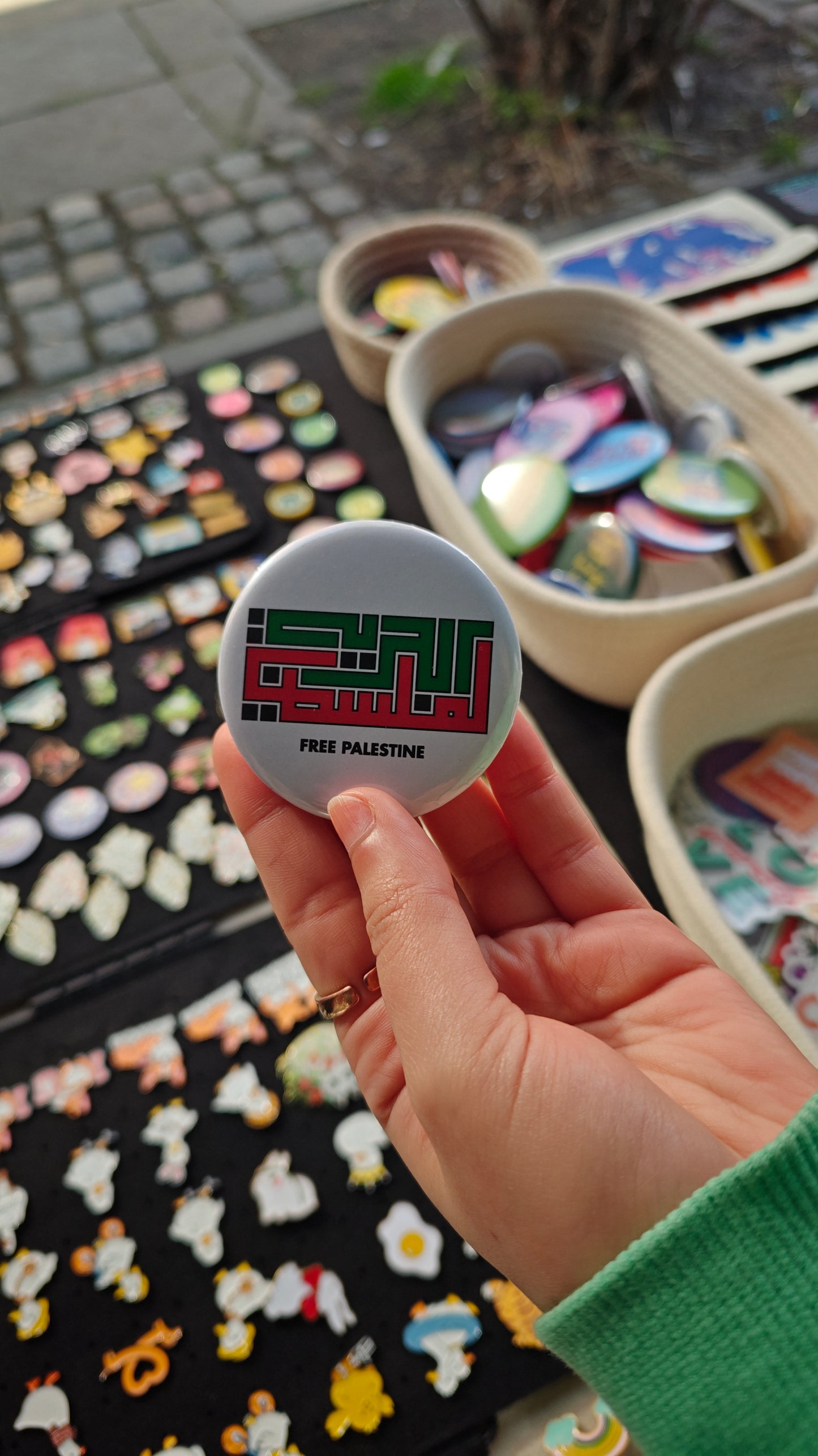 Hap-pin-ess Badge